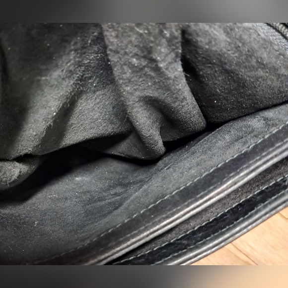 Gucci Shoulder Bag - Picture 6 of 10